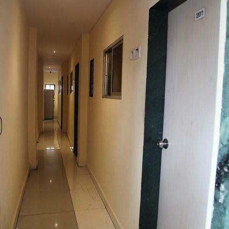 Omega Residency Mumbai Bagian luar foto
